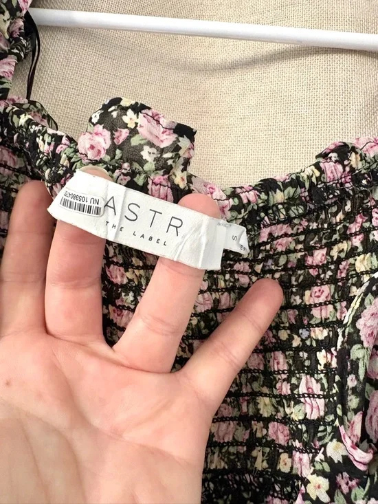 ASTR the Label Ruffle Cutout Midi Dress size S - Picture 6 of 8